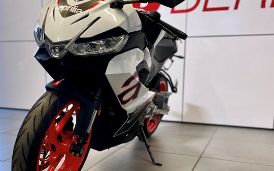 Neufahrzeug Aprilia RS 457 - Bild 2