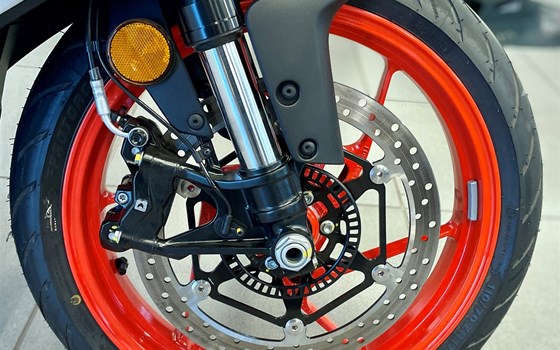 Neufahrzeug Aprilia RS 457 - Bild 7