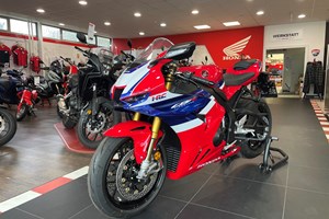 Angebot Honda CBR1000RR-R Fireblade SP