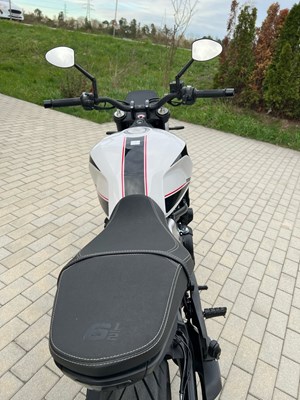 Moto Morini 6 1/2 Seiemmezzo STR (Starlight White) - Bild 5