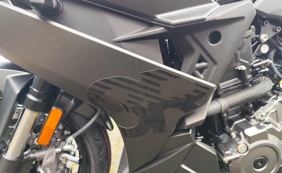 Angebot Suzuki GSX-8R Bild 14: Angebot Suzuki GSX-8R