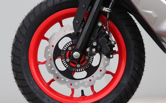 Neufahrzeug Aprilia SR GT Sport 200 - Bild 9