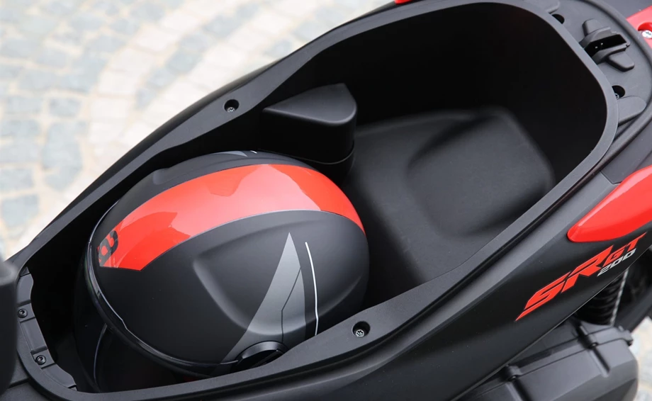 Angebot Aprilia SR GT Sport 200 Bild 10: Angebot Aprilia SR GT Sport 200