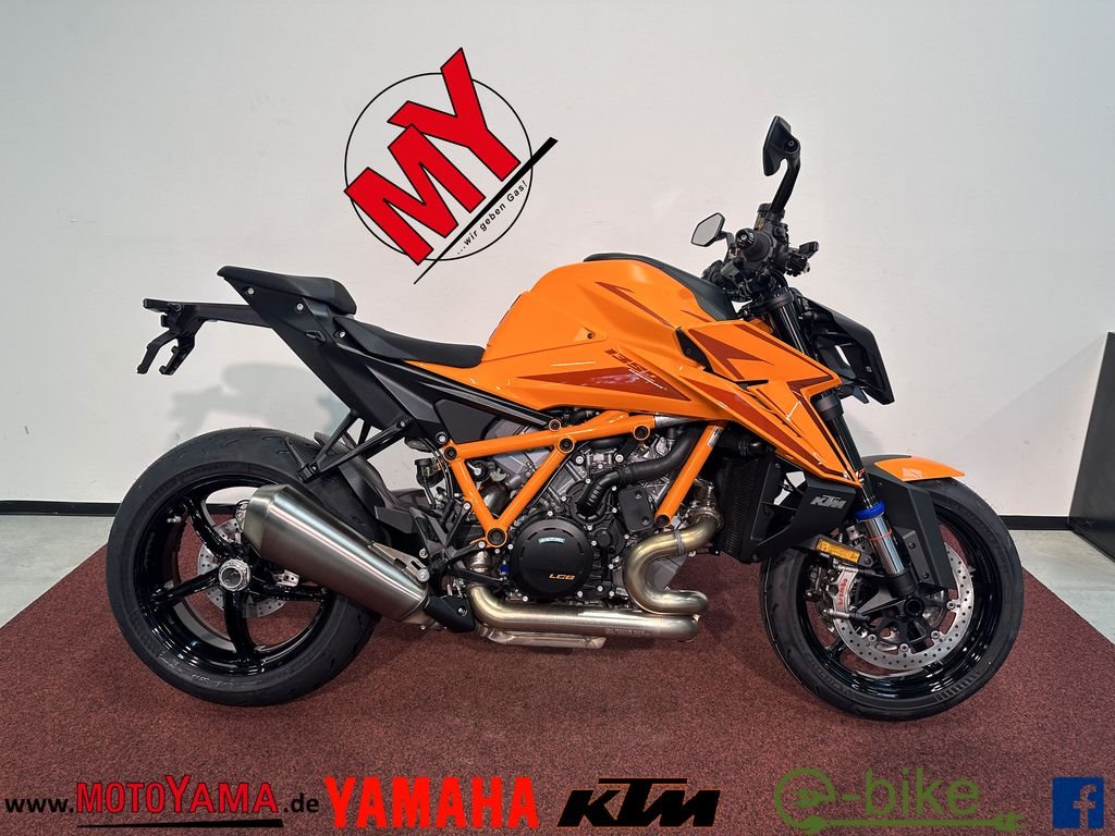 KTM 1390 Super Duke R EVO
