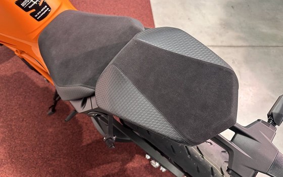 Neufahrzeug KTM 1390 Super Duke R EVO - Bild 13