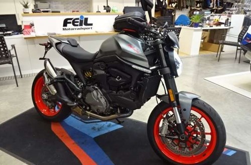 Ducati Monster +