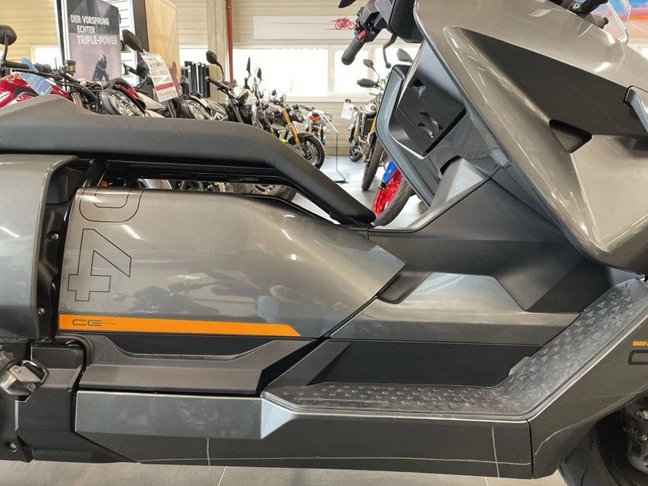 Angebot BMW CE 04 Bild 9: Angebot BMW CE 04