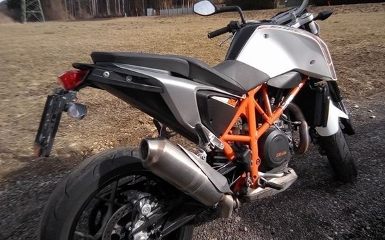 Gebrauchtmotorrad KTM 690 Duke - Bild 4 Gebrauchtmotorrad KTM 690 Duke - Bild 4