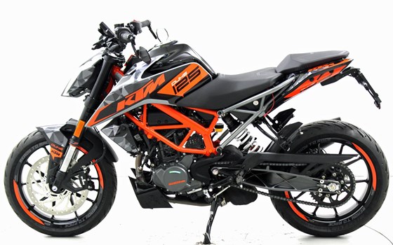 Neufahrzeug KTM 125 Duke - Bild 5