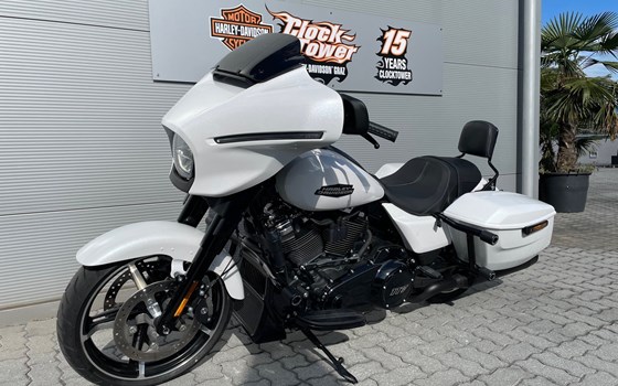 Gebrauchtmotorrad Harley-Davidson Street Glide FLHX - Bild 4 Gebrauchtmotorrad Harley-Davidson Street Glide FLHX - Bild 4
