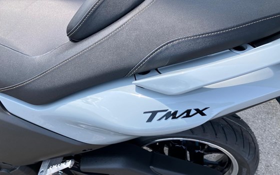 Neufahrzeug Yamaha TMAX Tech MAX - Bild 5 Neufahrzeug Yamaha TMAX Tech MAX - Bild 5