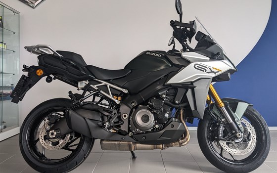 Gebrauchtmotorrad Suzuki GSX-S1000GX - Bild 8