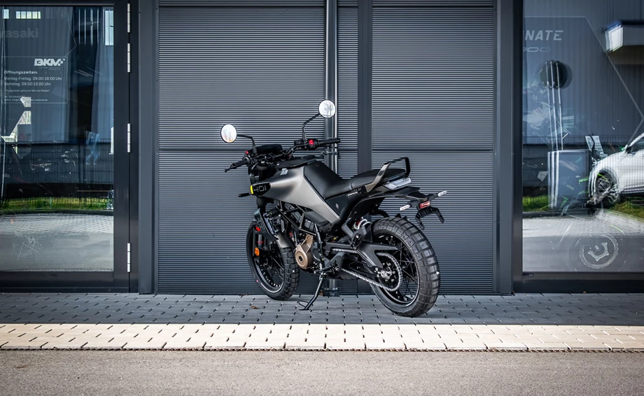 Angebot Husqvarna Svartpilen 401 Bild 9: Angebot Husqvarna Svartpilen 401