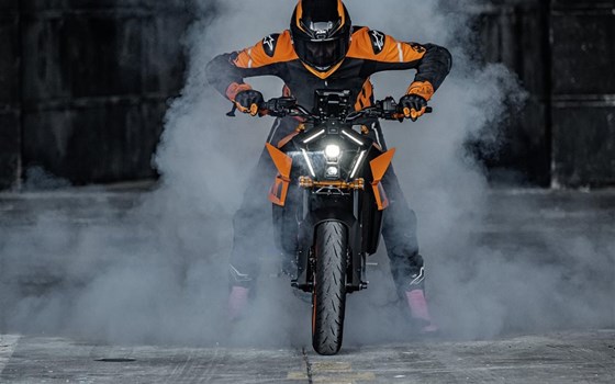Neufahrzeug KTM 990 Duke - Bild 9