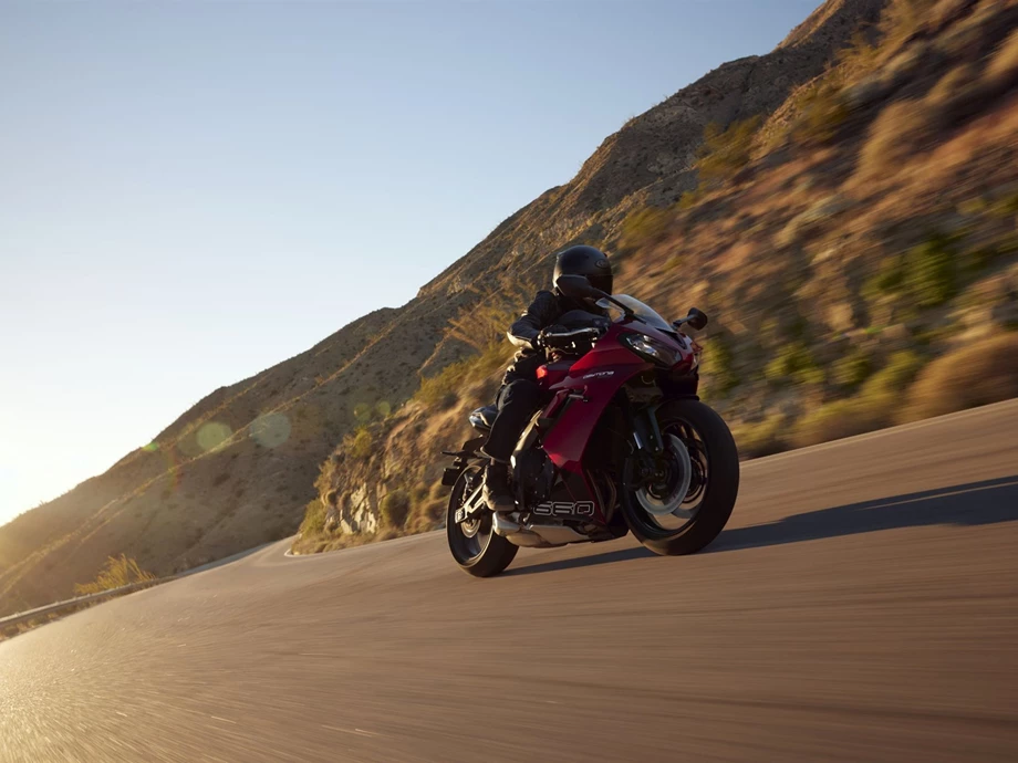 Angebot Triumph Daytona 660 Bild 9: Angebot Triumph Daytona 660