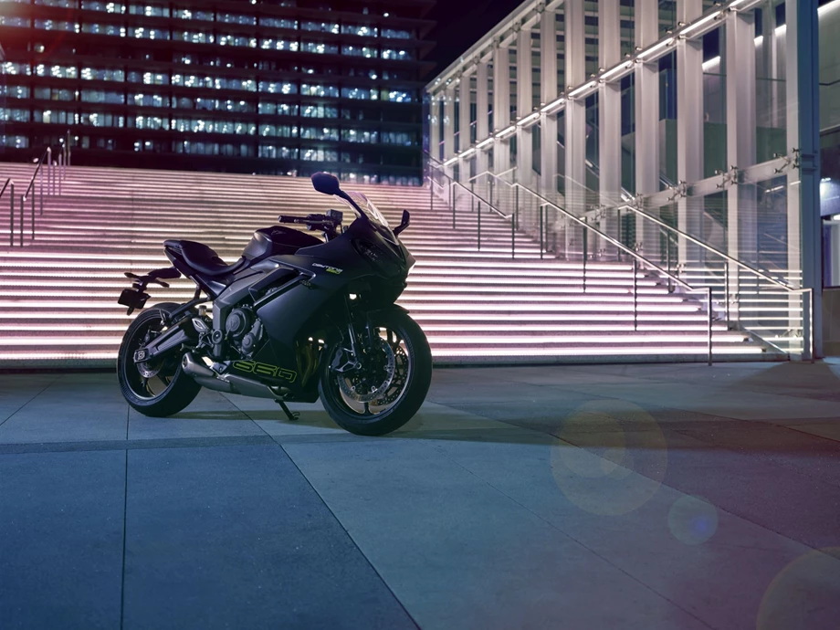 Angebot Triumph Daytona 660 Bild 19: Angebot Triumph Daytona 660