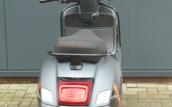Neufahrzeug Vespa GTS 300 hpe Super Sport - Bild 12