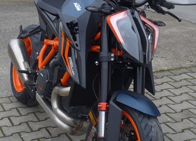 NEUFAHRZEUG KTM 1290 Super Duke R