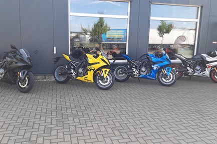 Suzuki GSX-8R