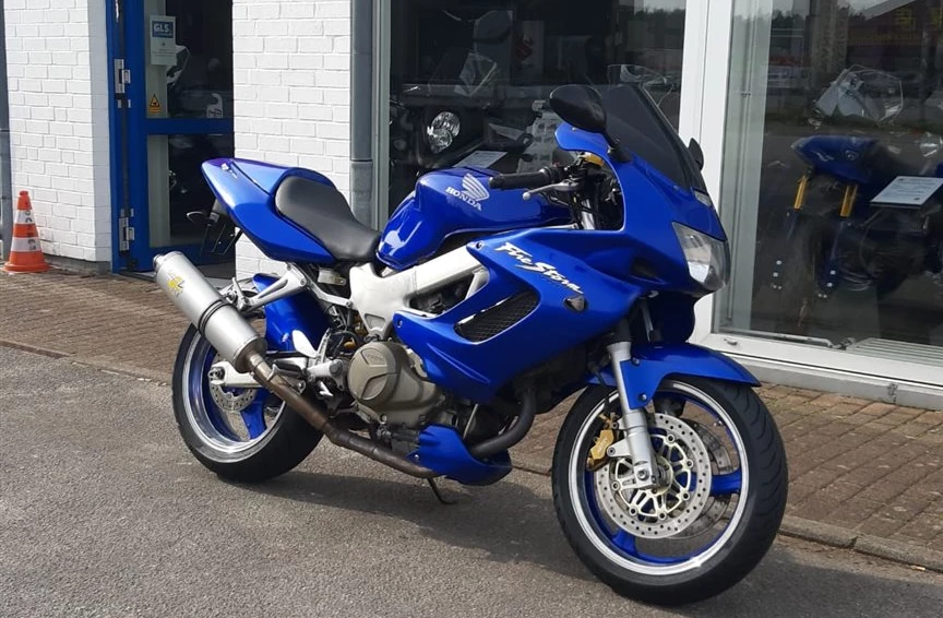 Angebot Honda VTR 1000 F Fire Storm Bild 1: Angebot Honda VTR 1000 F Fire Storm