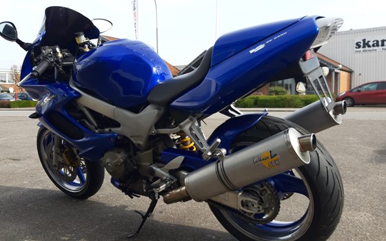 Gebrauchtmotorrad Honda VTR 1000 F Fire Storm - Bild 5