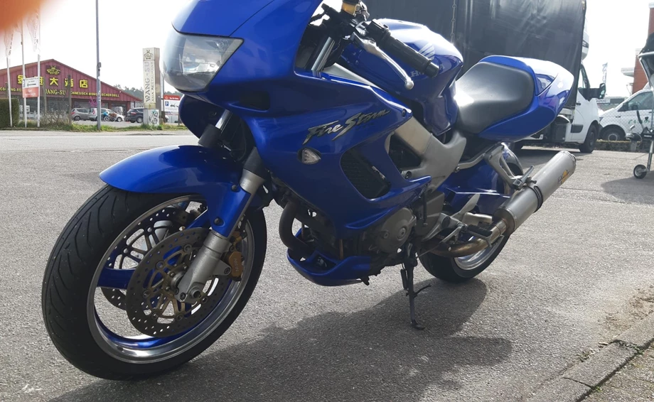 Angebot Honda VTR 1000 F Fire Storm Bild 6: Angebot Honda VTR 1000 F Fire Storm