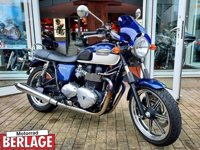 Triumph Bonneville SE 15