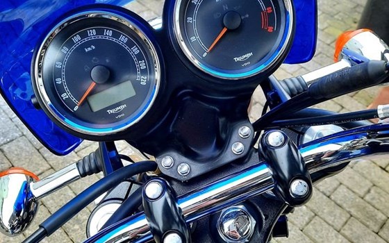 Gebrauchtmotorrad Triumph Bonneville SE - Bild 5