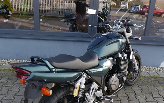 Gebrauchtmotorrad Yamaha XJR 1300 - Bild 8