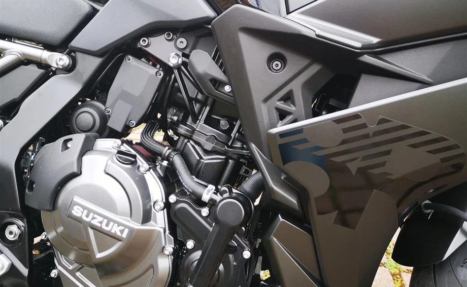 Angebot Suzuki GSX-8R Bild 6: Angebot Suzuki GSX-8R