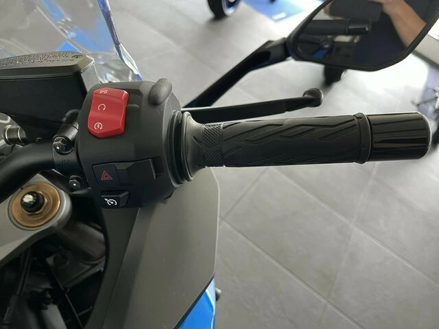 Angebot Suzuki GSX-S1000GT Bild 10: Angebot Suzuki GSX-S1000GT