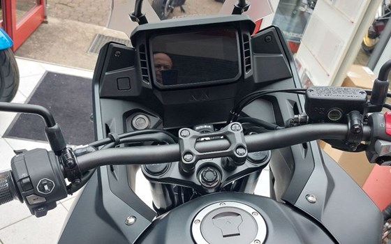 Gebrauchtmotorrad Honda NX500 - Bild 3