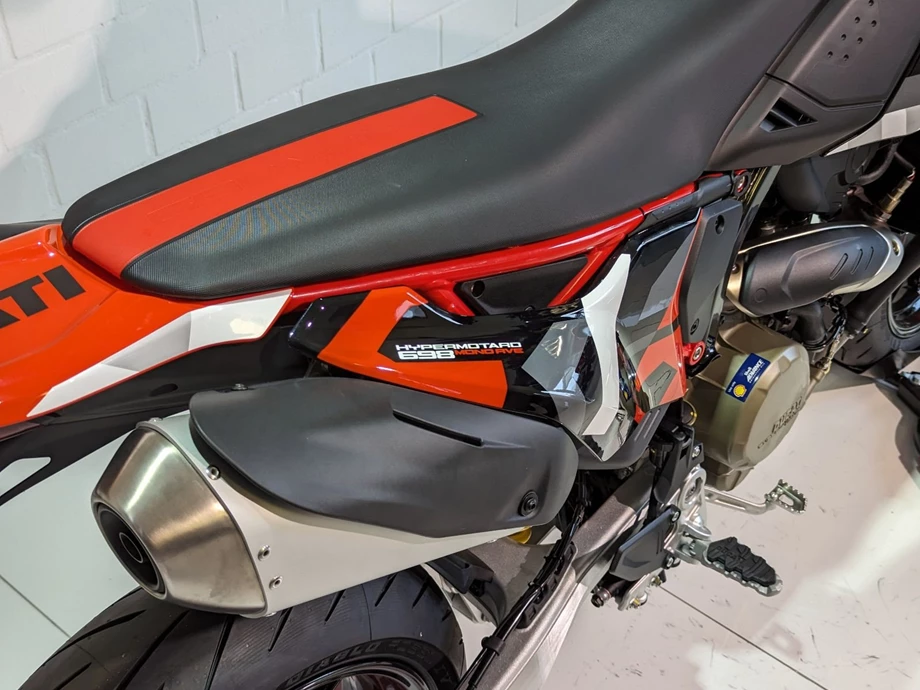 Angebot Ducati Hypermotard 698 Mono RVE Bild 13: Angebot Ducati Hypermotard 698 Mono RVE