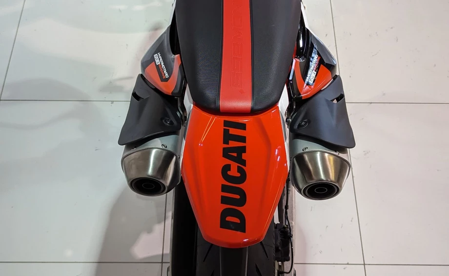 Angebot Ducati Hypermotard 698 Mono RVE Bild 14: Angebot Ducati Hypermotard 698 Mono RVE
