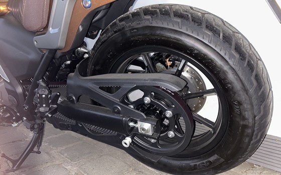 Gebrauchtmotorrad QJ Motor SRV 550 ST - Bild 5