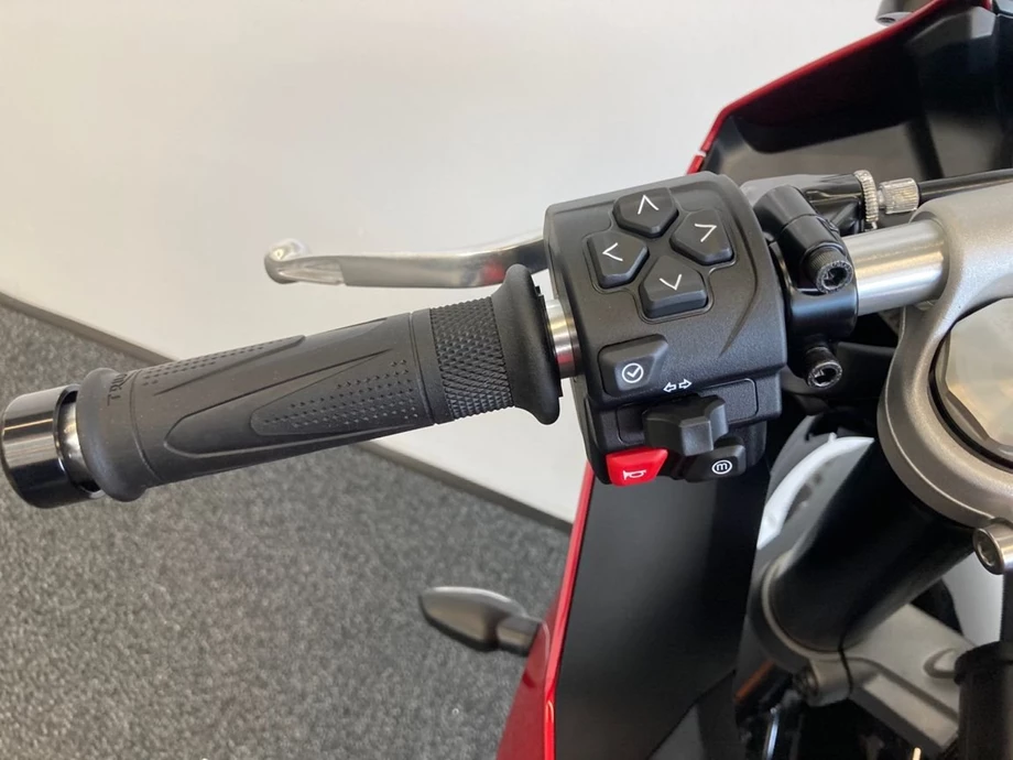 Angebot Triumph Daytona 660 Bild 17: Angebot Triumph Daytona 660