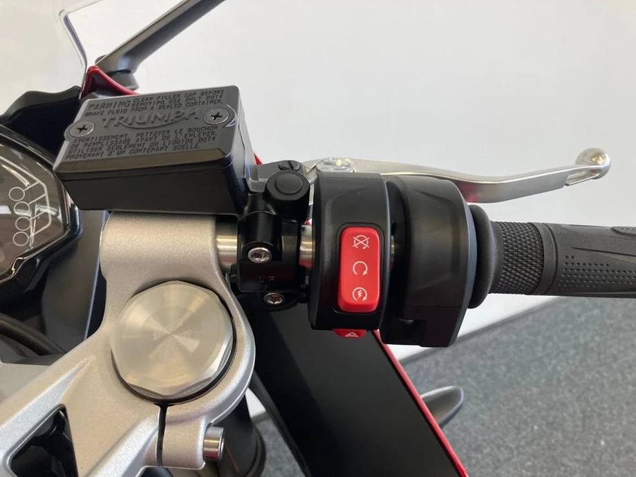 Angebot Triumph Daytona 660 Bild 18: Angebot Triumph Daytona 660