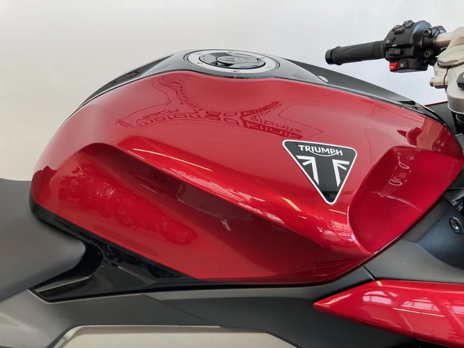 Angebot Triumph Daytona 660 Bild 5: Angebot Triumph Daytona 660