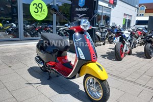 Angebot Vespa Primavera 50 Disney Mickey Mouse Edition