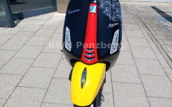 Gebrauchtmotorrad Vespa Primavera 50 Disney Mickey Mouse Edition - Bild 2