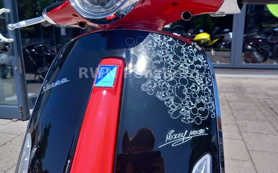 Gebrauchtmotorrad Vespa Primavera 50 Disney Mickey Mouse Edition - Bild 3
