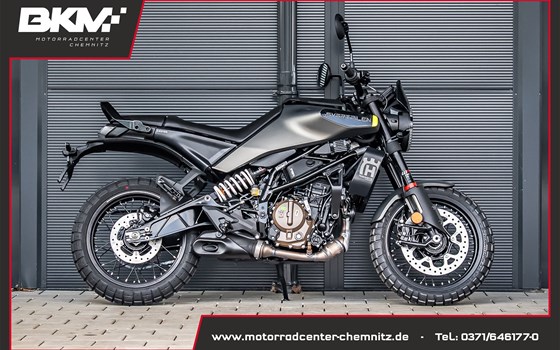 Neufahrzeug Husqvarna Svartpilen 125 - Bild 1