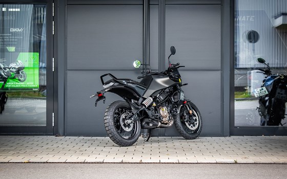 Neufahrzeug Husqvarna Svartpilen 125 - Bild 2