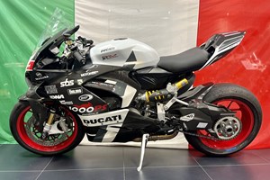 Offer Ducati Panigale V2