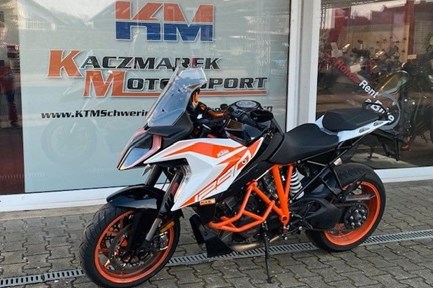 KTM 1290 Super Duke GT