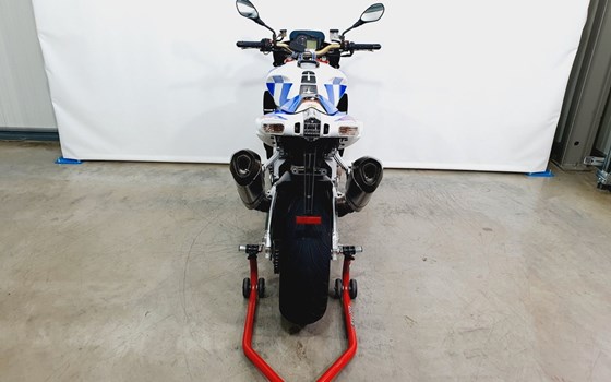 Gebrauchtmotorrad Aprilia RSV 1000 Tuono - Bild 5