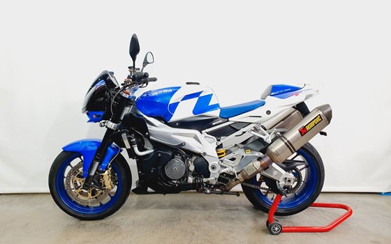 Gebrauchtmotorrad Aprilia RSV 1000 Tuono - Bild 6