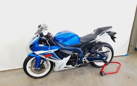 Gebrauchtmotorrad Suzuki GSX-R 600 - Bild 7