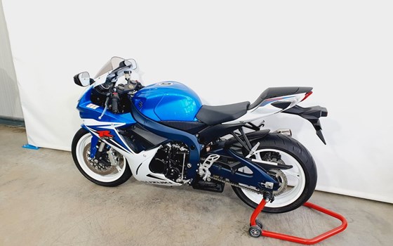 Gebrauchtmotorrad Suzuki GSX-R 600 - Bild 8