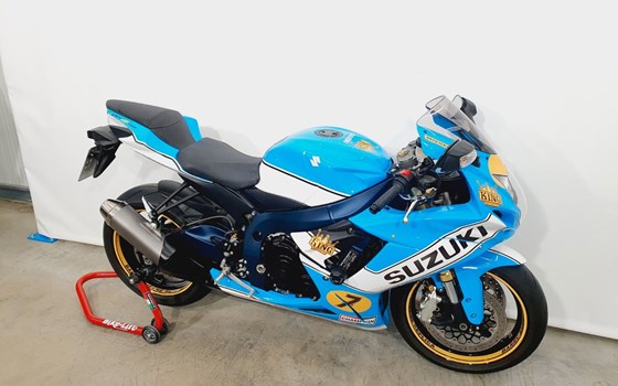 Gebrauchtmotorrad Suzuki GSX-R 750 - Bild 2